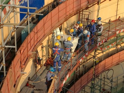 防城港核電3號機組建設(shè)工程進展順利——首個環(huán)吊牛腿精準(zhǔn)安裝就位